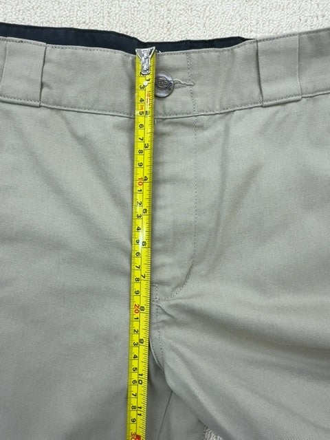 Dickies Khaki Relaxed Fit Work Shorts Multi-Pocket Wrinkle-Resistant