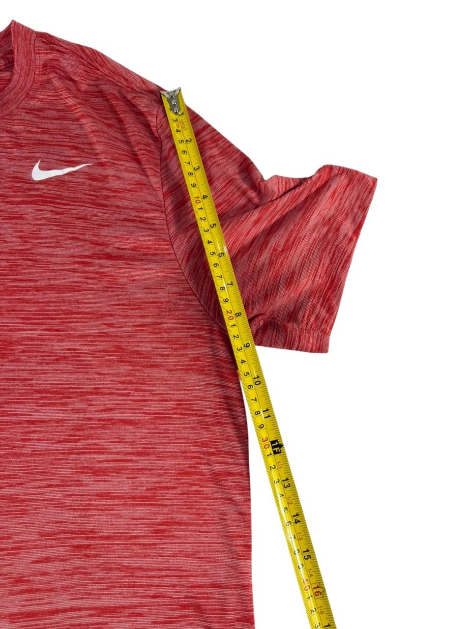 Nike Men's Dri Fit Athletic T-Shirt Red Short Sleeve Running Training Size Medium