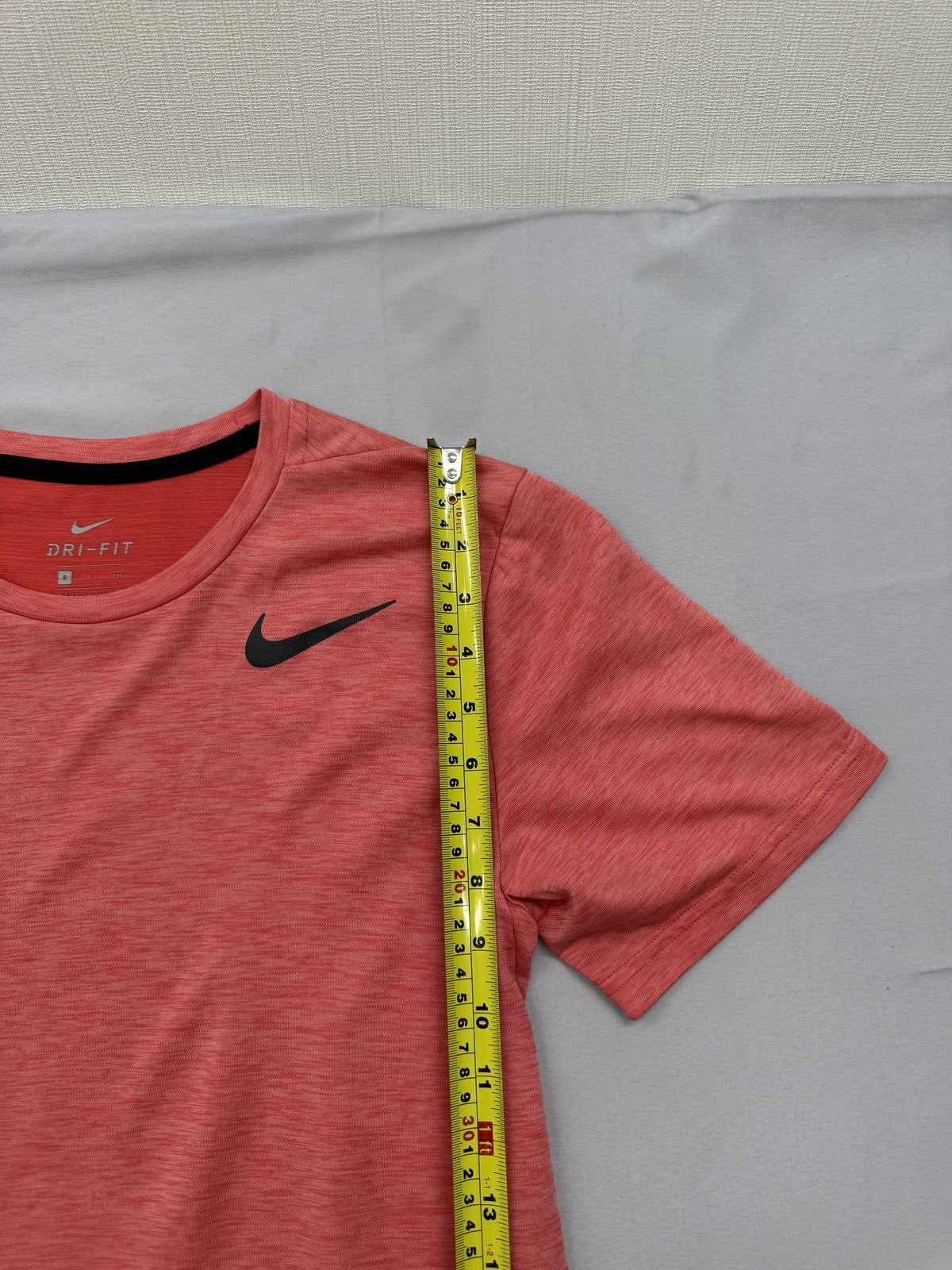 Nike Men's Red Heather Dri-FIT Short Sleeve T-Shirt S