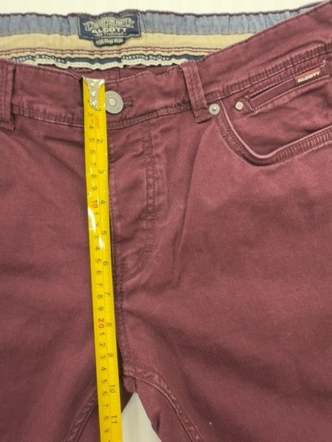 The Cotton Pant Co Men Burgundy Straight Jeans Size 34 Excellent Cond