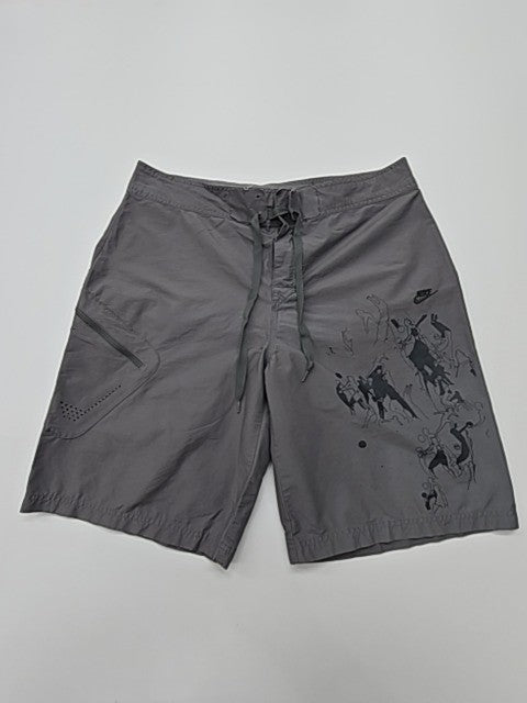 Nike Men Gray Swim Shorts size M product image 3