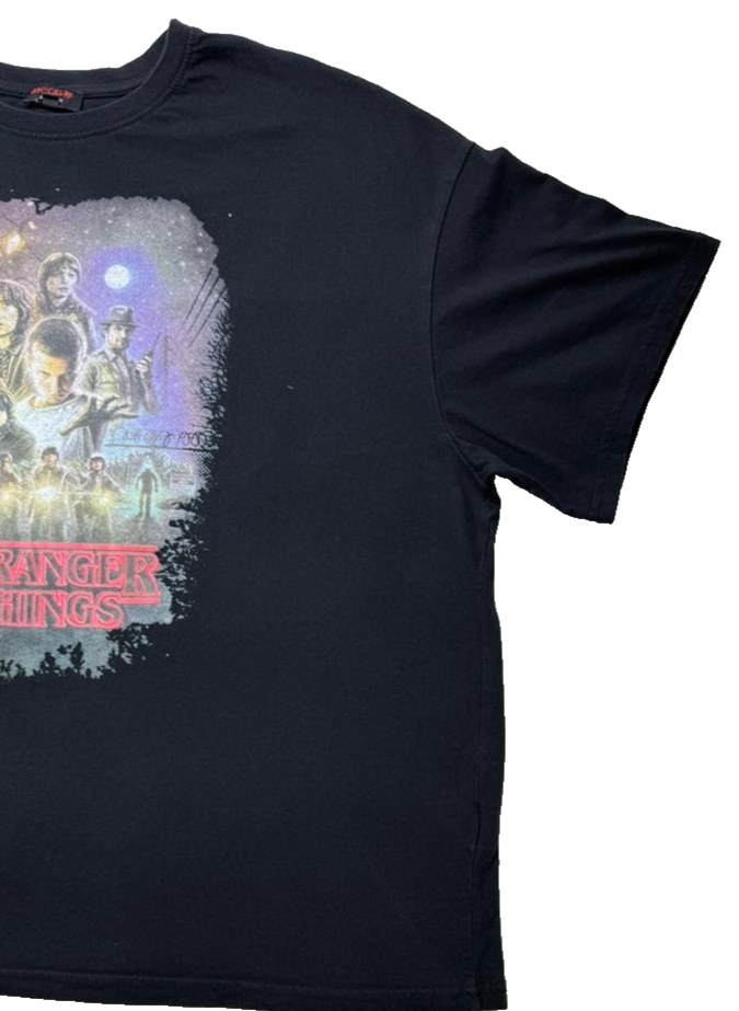 Stranger Things Gildan T-Shirt Black | Size: L