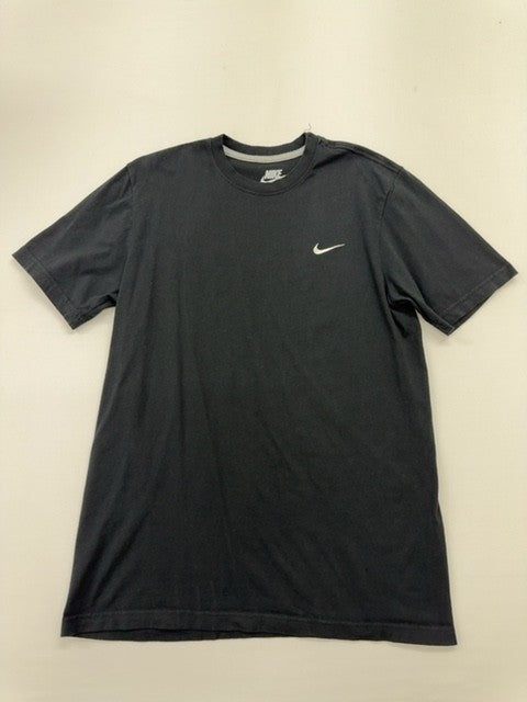 Nike Men Black T-Shirt size L product image 1
