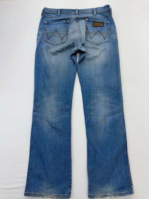 Wrangler Men Blue Jeans size W32 L32 product image 2