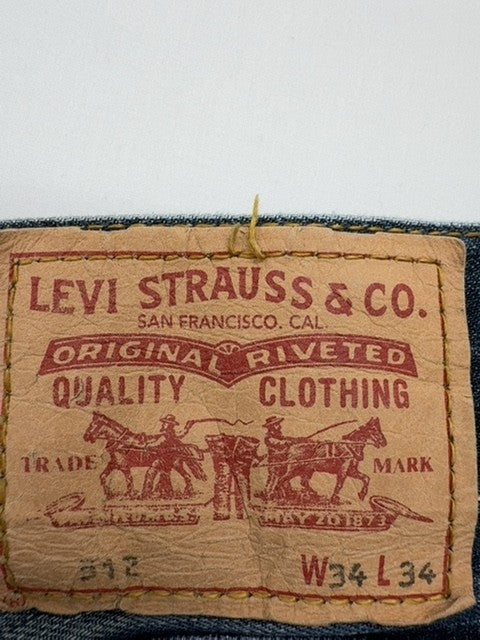 Levi's Men Blue Shorts size W34 L34 product image 4