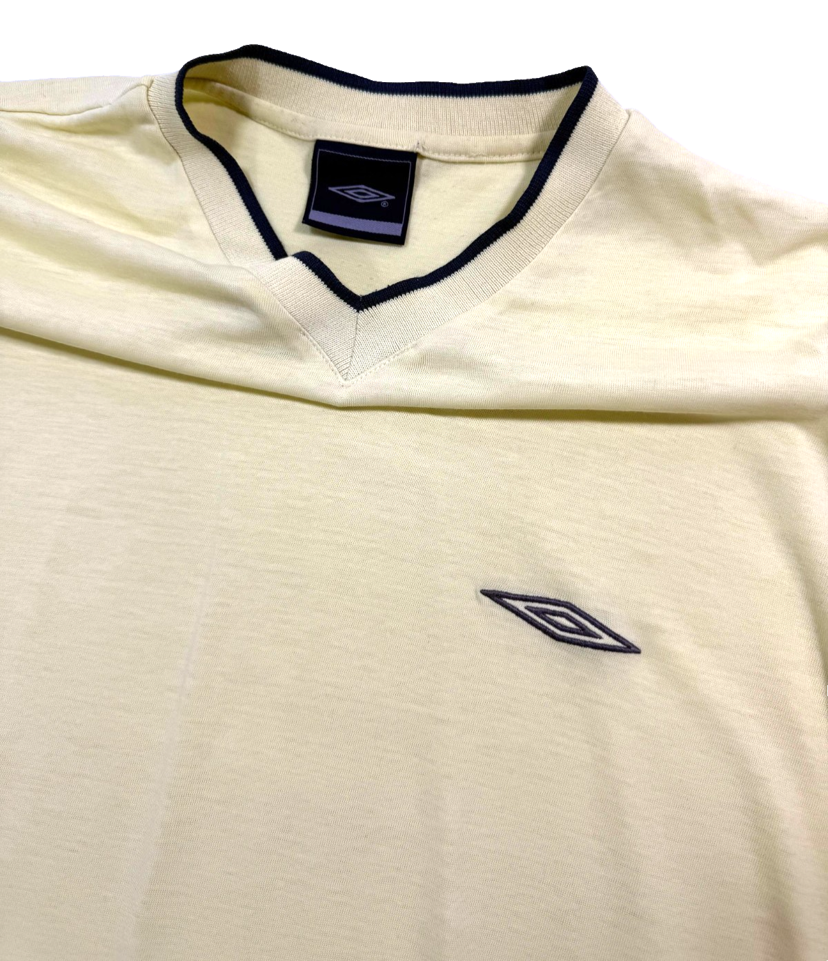 Umbro Cotton T-Shirt In A Light Yellow - Size M