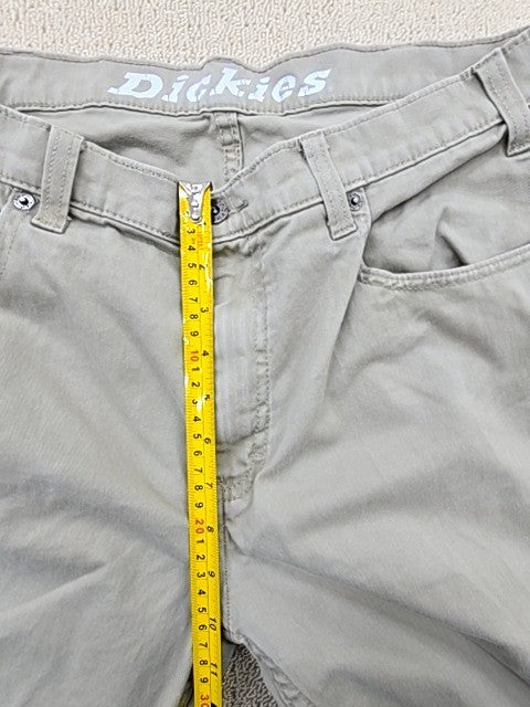 Diesel Men's Khaki Slim Fit Jeans Size 34 Inseam 34 98% Cotton