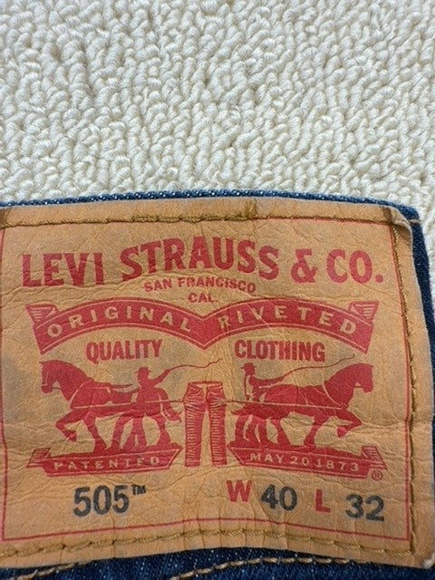 Levi's Men's Blue 505 Regular Fit Jeans 40x32