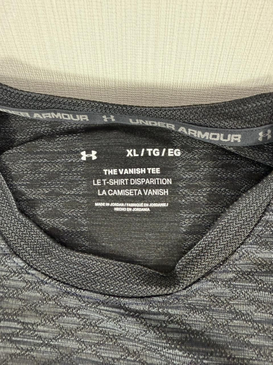 Under Armour Vanish Tee Men's XL Gray Short Sleeve Athletic Performance Shirt