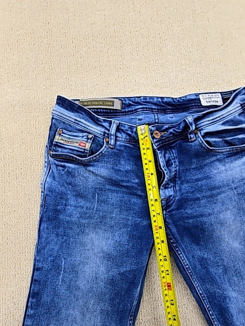 Diesel Men's Straight Blue Jeans 34x34 Italy Made Five Pocket