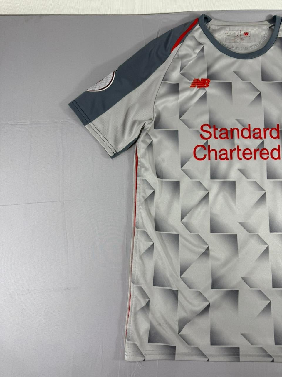 Liverpool FC Jersey Men's Large Grey New Balance Football Soccer Shirt