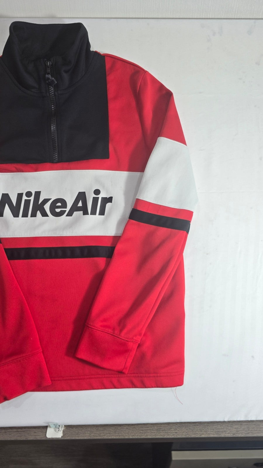 Nike Air Half Zip Sweatshirt Red Black White Pullover Athletic Top Medium