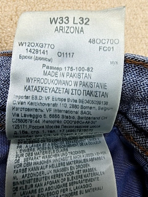 Wrangler Men's Arizona Stretch Blue Straight Jeans 33x32