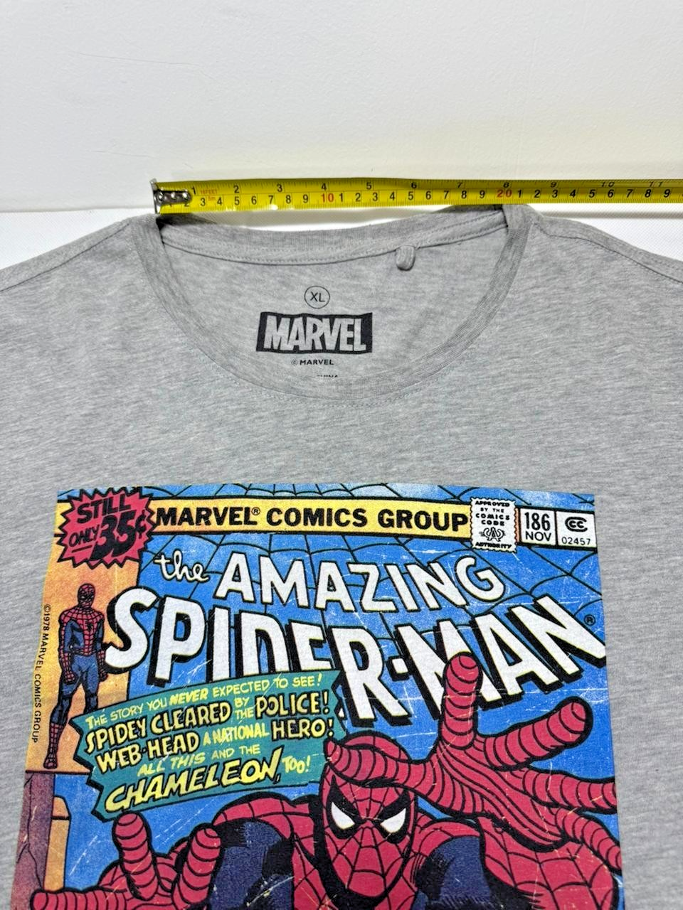 Marvel Men's Spiderman Comic Cover Gray T-Shirt - Size XL