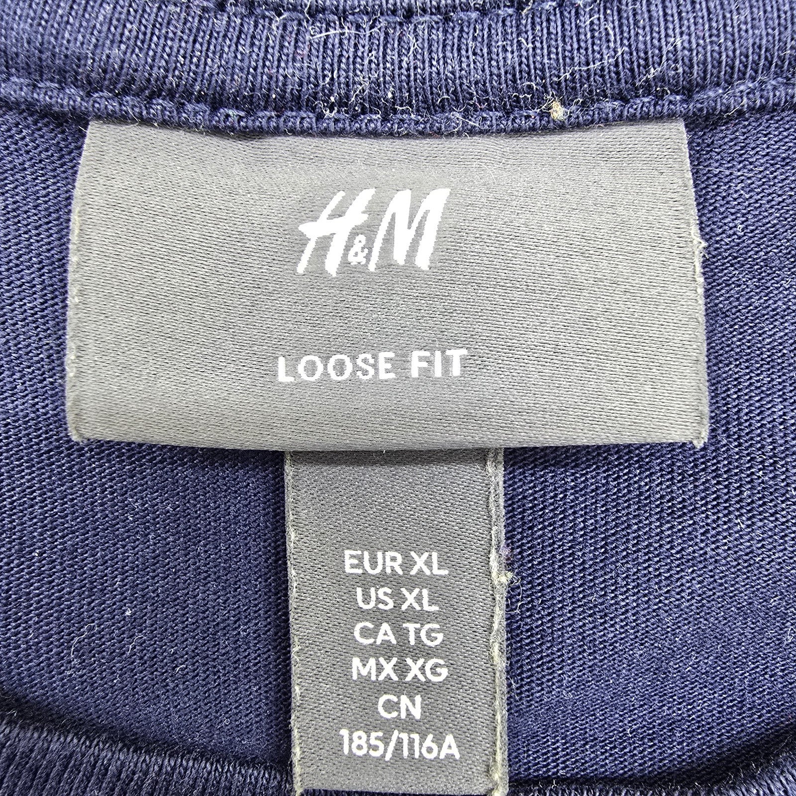 H&M Men Navy T-Shirt size XL product image 3