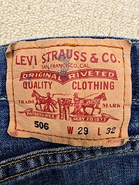 Levi Men's Medium Wash 506 Straight Jeans 29x32 Stretch