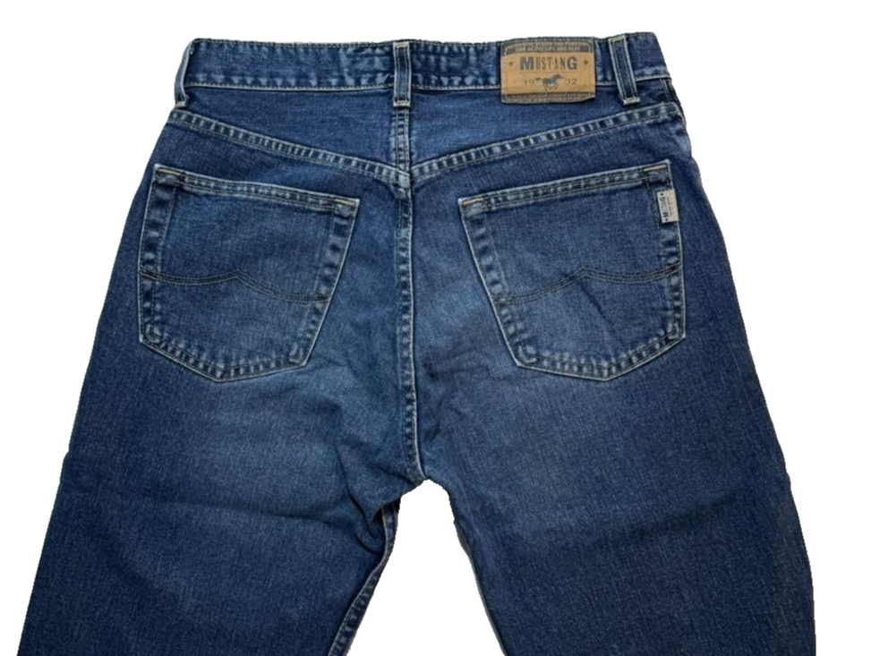 Mustang Officially Licensed Women Straight Logo Jeans Pants Size 31