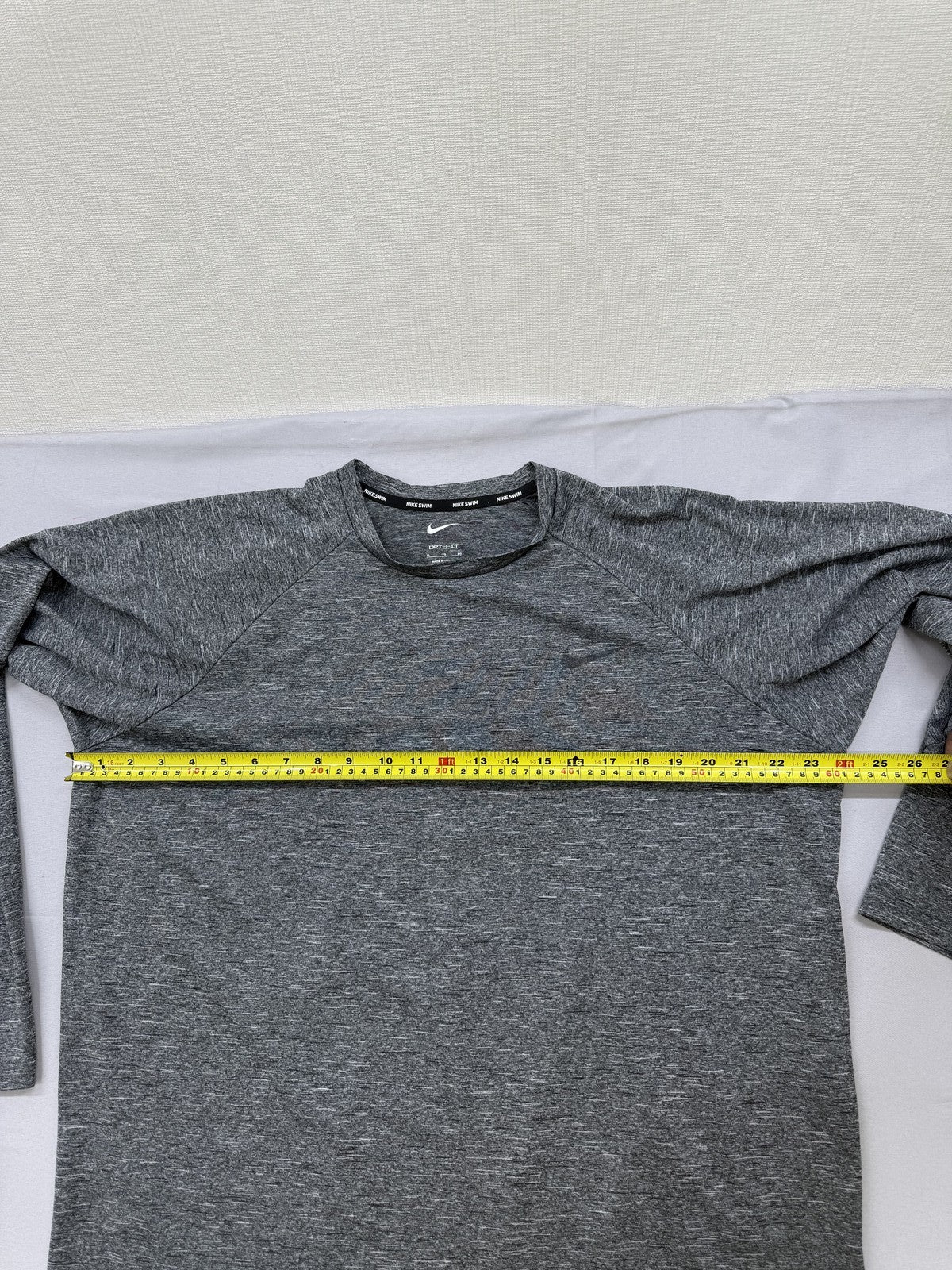 Nike Men's XL Heather Gray Dri-FIT Long Sleeve Tee