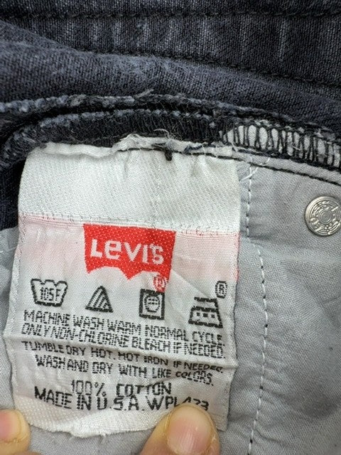 Levi's 501 Jeans Men 30x32 Blue Ripped Medium Wash Vintage USA