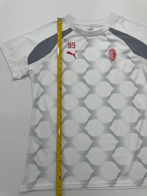 PUMA Boys White Soccer Graphic Tee Big Kids L Lightweight Crew Neck