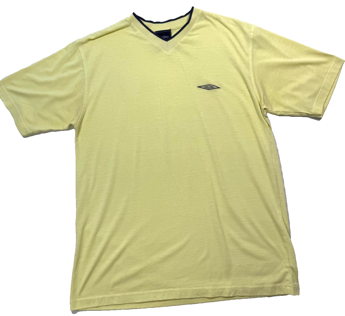 Umbro Cotton T-Shirt In A Light Yellow - Size M