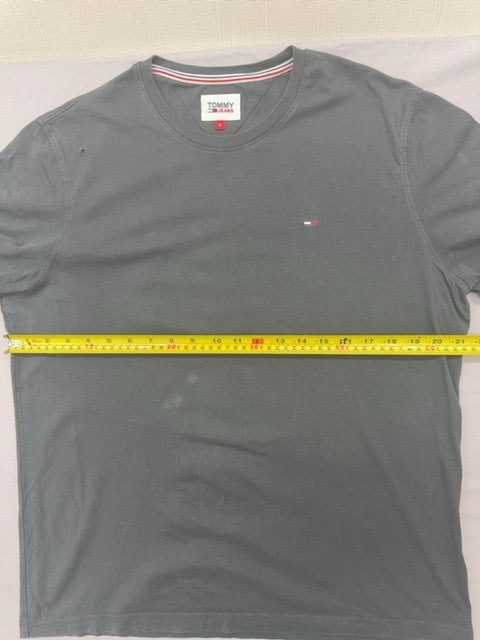 Tommy Jeans Men's XL Grey V-Neck Cotton T-Shirt DM0DM04410