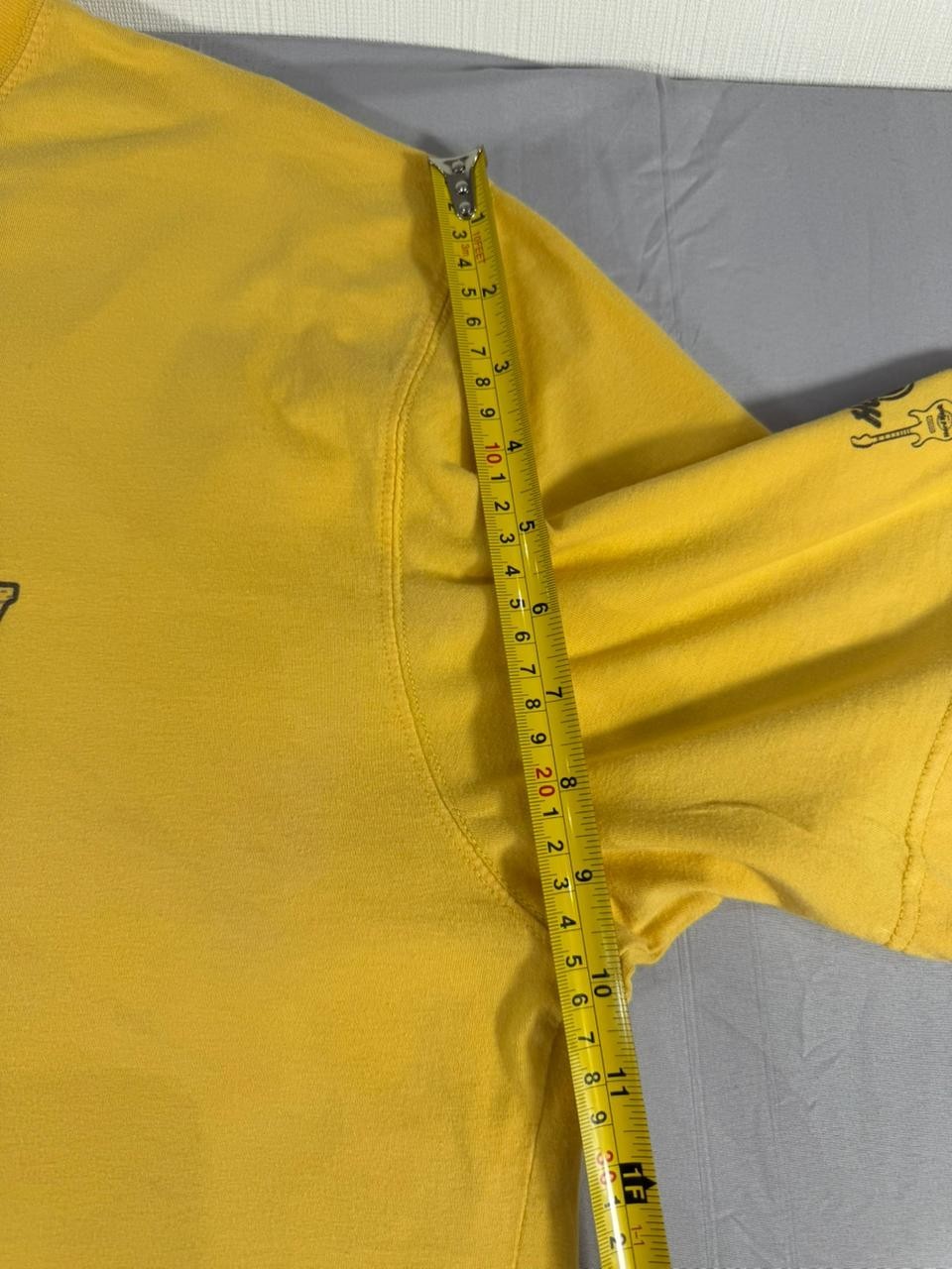 Hard Rock Cafe Amsterdam Men's Yellow Graphic T-Shirt Size M