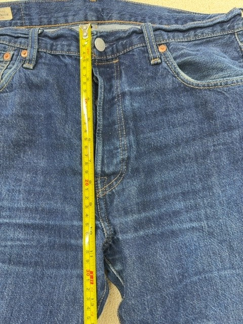 Vintage Levi's 501 Straight Jeans 34x34 Blue Rinse Men Button Fly