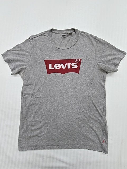 Levi's Women Gray T-Shirt size M product image 1