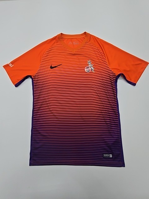 Nike Boys Black T-Shirt size M product image 3