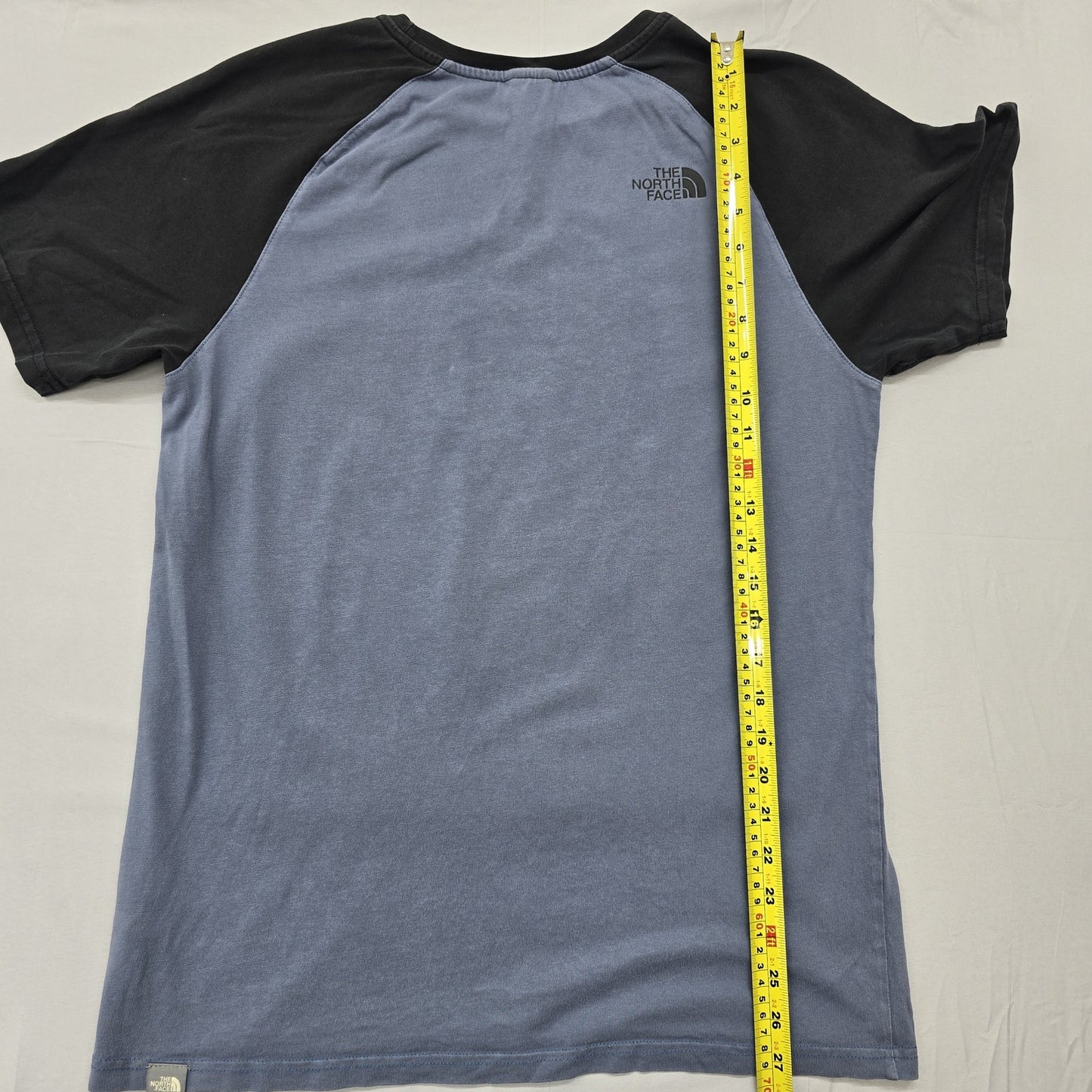 The North Face Men's Navy Raglan Short Sleeve T-Shirt M