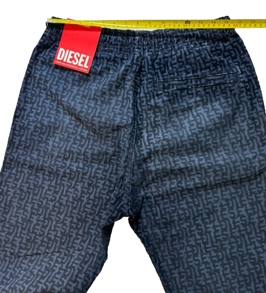 Diesel D-Lab Tapered Fit Regular Waist Coated Joggjeans | L | Unisex