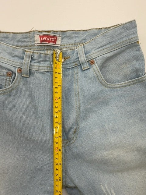 Levi's Men Light Blue Distressed Shorts 30x Mid Rise Regular 505 W30