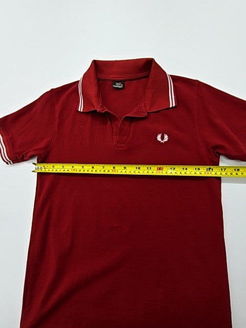 Fred Perry Mens Red Polo Shirt Laurel Logo Pique Size M Condition