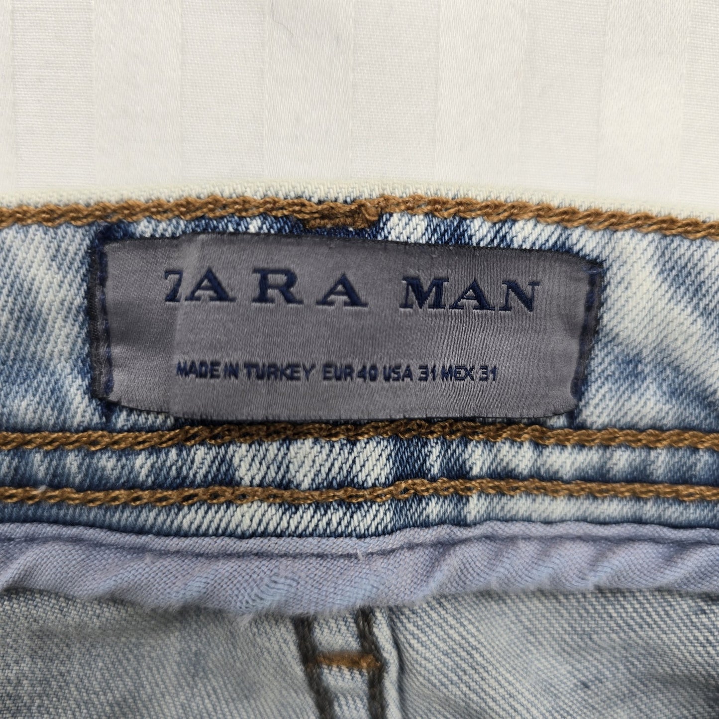 Zara Man Men's Light Blue Distressed Denim Jeans 31x31