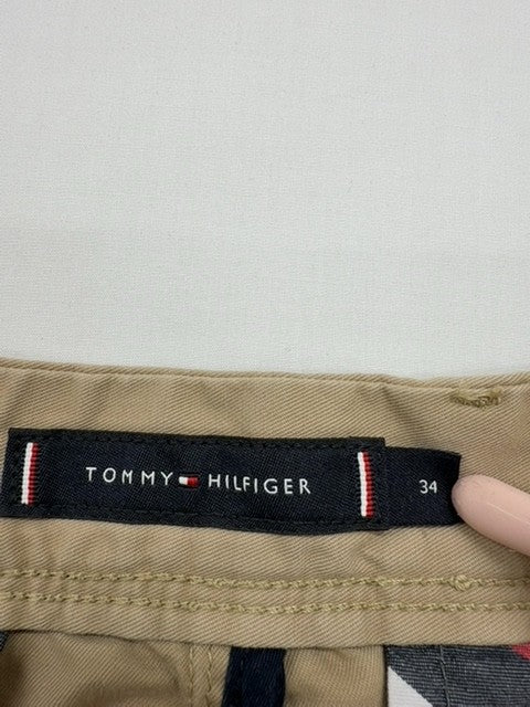 Tommy Hilfiger Men's Khaki Cargo Shorts Size 34 Button Front Logo Patch