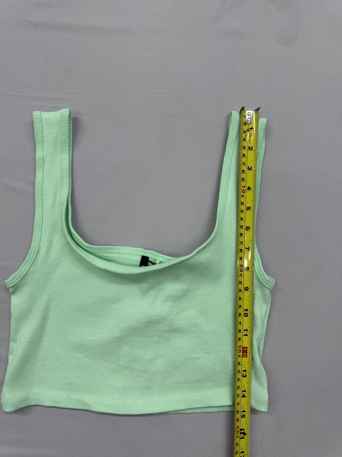 Sinsay Women's Lime Green Sleeveless Tank Top Size L Knit