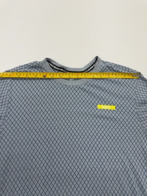 Nike Boys Light Blue Dri-FIT Geometric Tee Slim Size S Tagless