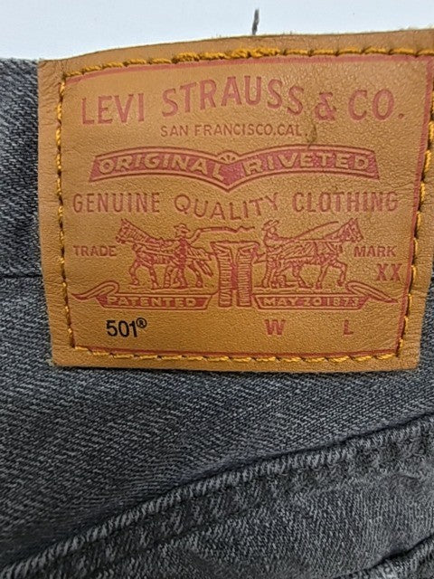 Levi's Women Black Shorts size 25 product image 4