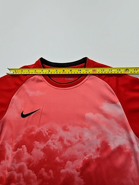 Nike Boys Red T-Shirt product image 4