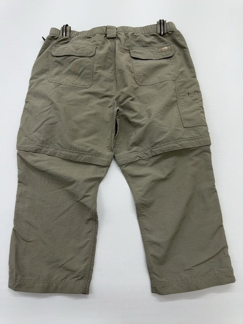 The North Face Men Green Shorts size XL product image 4