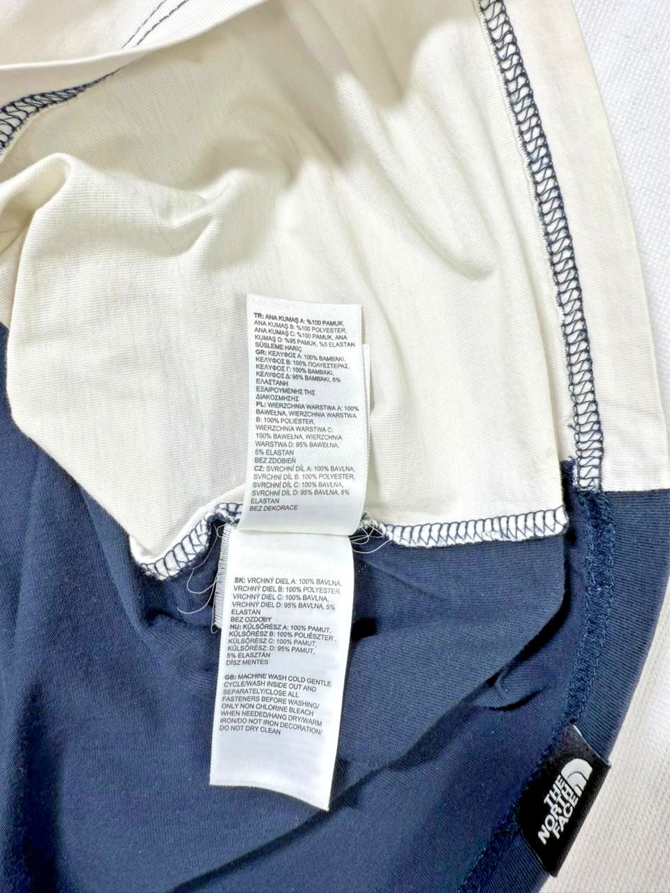 The North Face Men's T-Shirt Woven Colour Block Tnf Crew Neck Cotton Casual Tee