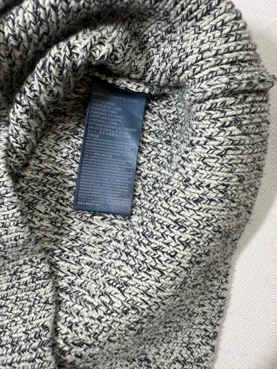 Tommy Hilfiger Men's Long Sleeve Knit Sweater Pullover Crewneck Size L