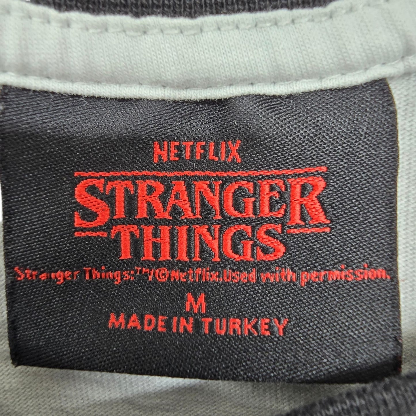 Netflix Stranger Things Hellfire Club White/Black Long Sleeve M