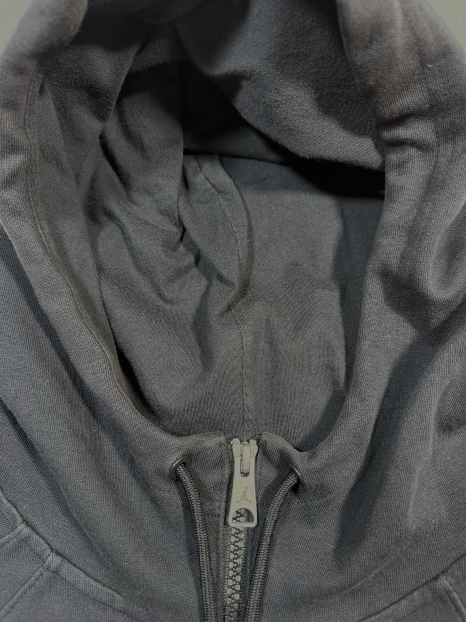 Jordan Essentials Men's Warm-Up Jacket In Black With A Red Jumpman - Size M