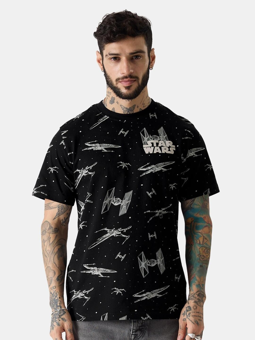 Star Wars Print T-Shirt Featuring A Graphic Tee - Size L